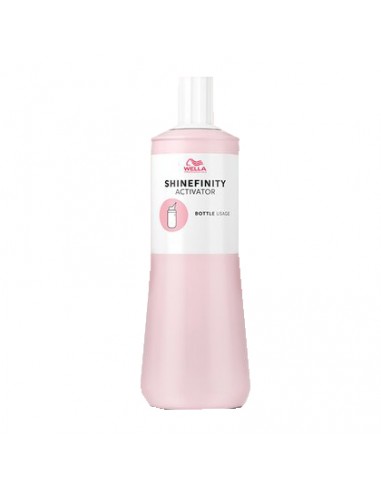 Wella Shinefinity Activador Bottle